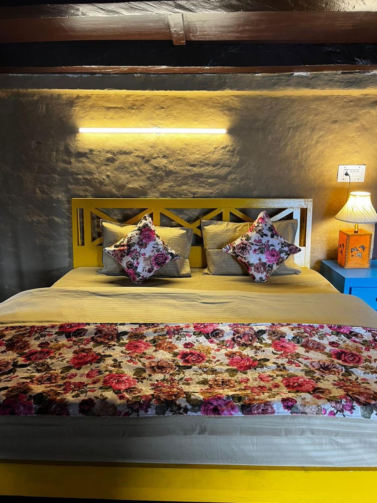Himtrekstays Sethan, Heritage House,